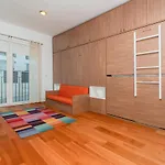Warm Ample Space With Wall-Beds