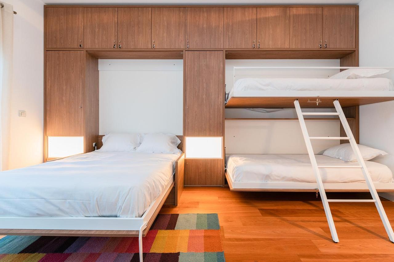 Apartamento Warm Ample Space With Wall Beds *