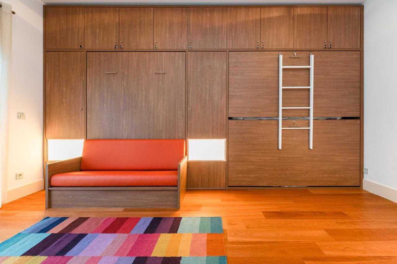Apartamento Warm Ample Space With Wall Beds Lisboa